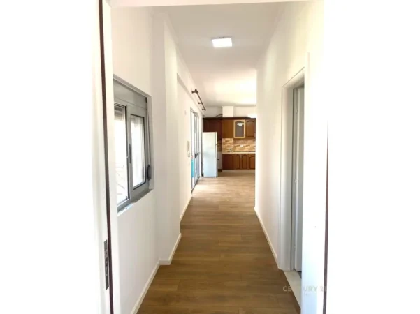 Tirane, shitet apartament 2+1 Kati 4, 73 m² 155.000 € (mbi kristal center)