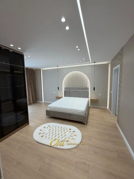 Tirane, shitet apartament 2+1 Kati 3, 108 m² 165.000 € (RRUGA SOKRAT MIHO)