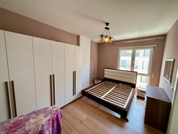 Tirane, jepet me qera apartament 2+1 Kati 4, (5 MAJI)