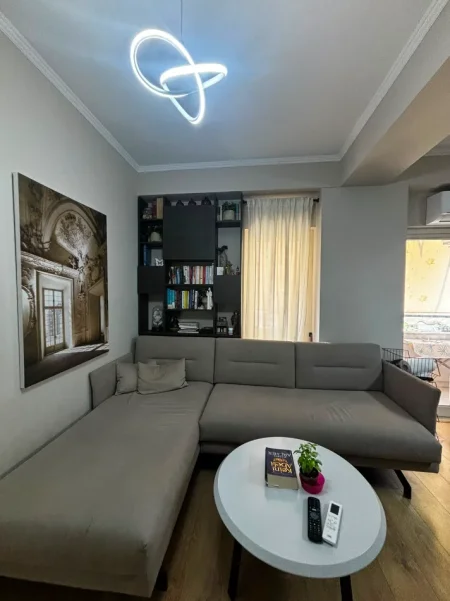 Tirane, shitet apartament 1+1 Kati 4, 55 m² 125.000 € (rruga endri keko)