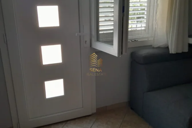 Tirane, jepet me qera apartament 1+1 Kati 2, 50 m² 350 € (Jordan Misja)