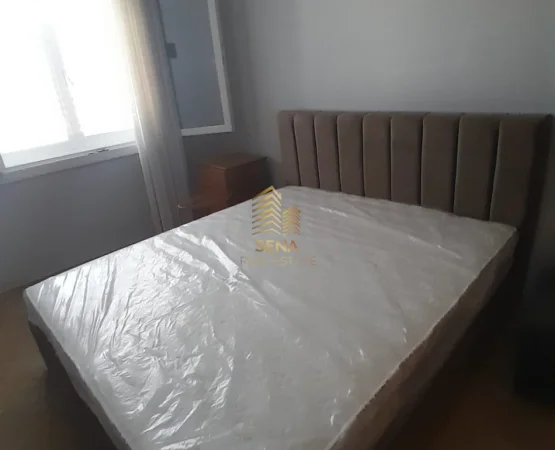 Tirane, jepet me qera apartament 1+1 Kati 2, 50 m² 350 € (Jordan Misja)
