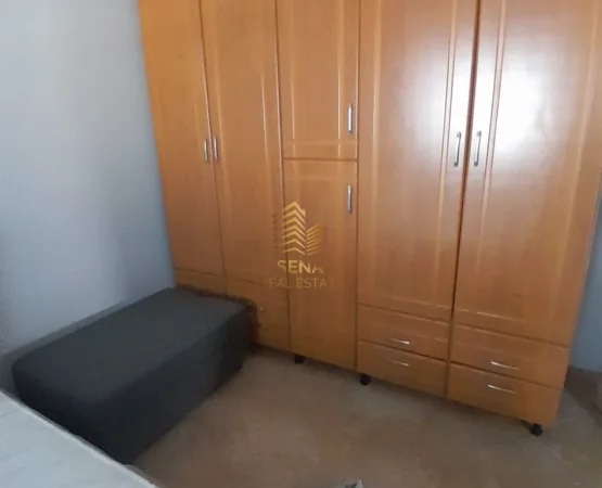 Tirane, jepet me qera apartament 1+1 Kati 2, 50 m² 350 € (Jordan Misja)