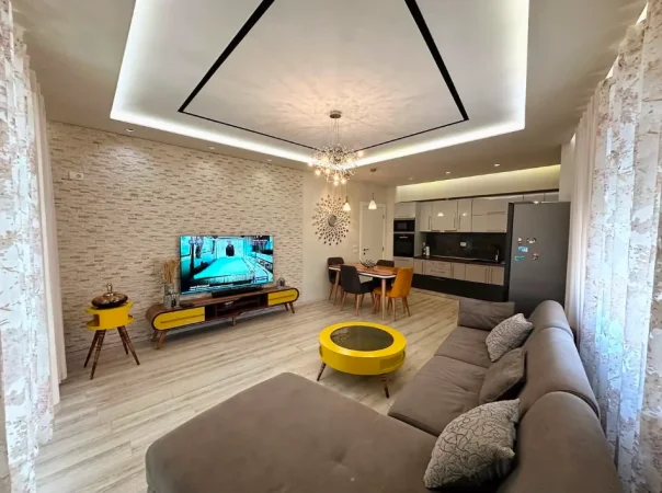 Tirane, shitet apartament 2+1+Aneks+Ballkon , 100 m² 300.000 € (komuna e parisit)