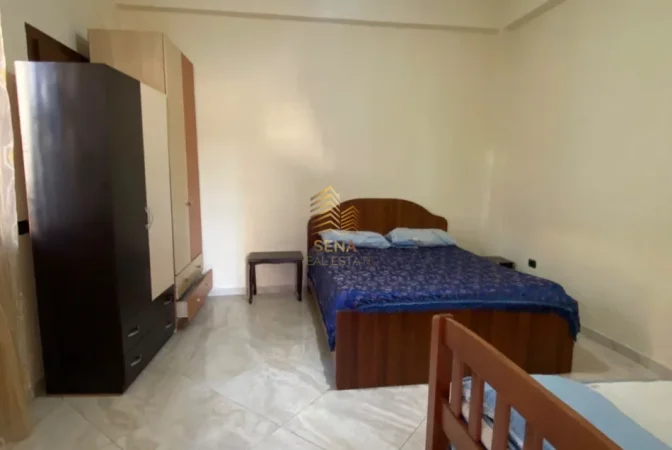 Tirane, jepet me qera apartament 1+1 Kati 1, 70 m² 350 € (Laprake)
