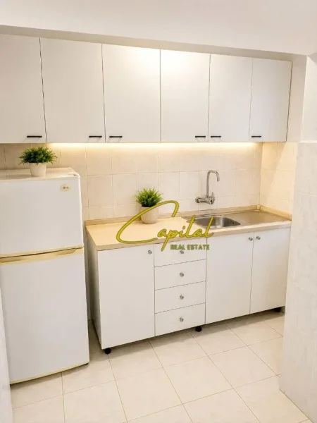 Tirane, jepet me qera apartament 2+1 Kati 1, 90 m² 500 € (ALI DEMI)