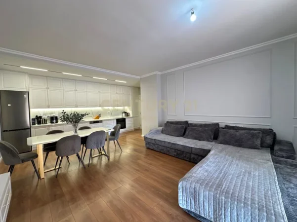 Tirane, jepet me qera apartament 2+1+Ballkon Kati 5, 120 m² 1.050 € (don bosko)