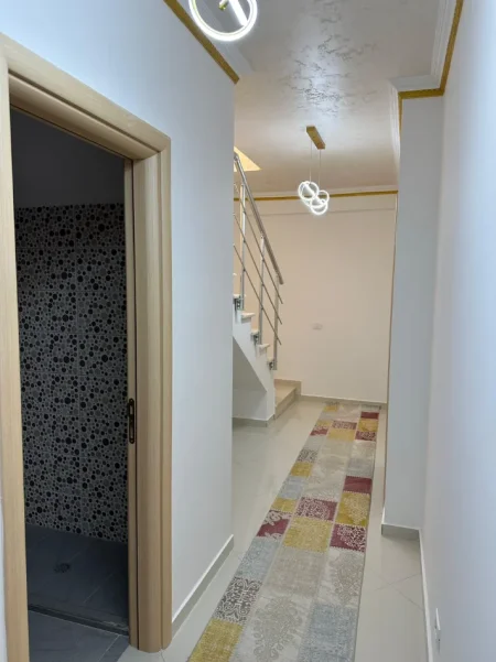Tirane, jepet me qera apartament duplex 4+1+Ballkon , 140 m² 1.500 € (Rezidenca Kodra e Diellit 1)