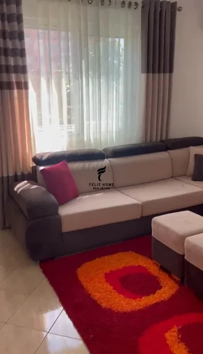Tirane, jepet me qera apartament 1+1 Kati 3, 70 m² 600 € (MYSLYM SHYRI)