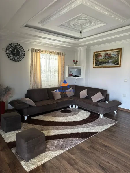 Tirane, jepet me qera Vile Vile 3 Katshe , 490 m² 3.536 € 