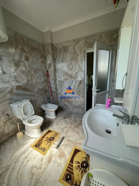 Tirane, jepet me qera Vile Vile 3 Katshe , 490 m² 3.536 € 