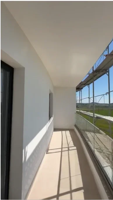 Durres, shitet apartament 1+1+Aneks+Ballkon Kati 3, 69 m² 75.400 € (Golem)