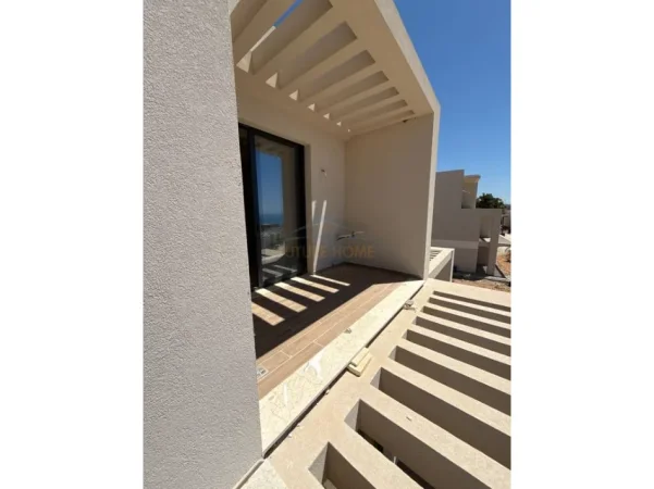 Vlore, shitet apartament 1+1 , 75 m² 320.000 € 