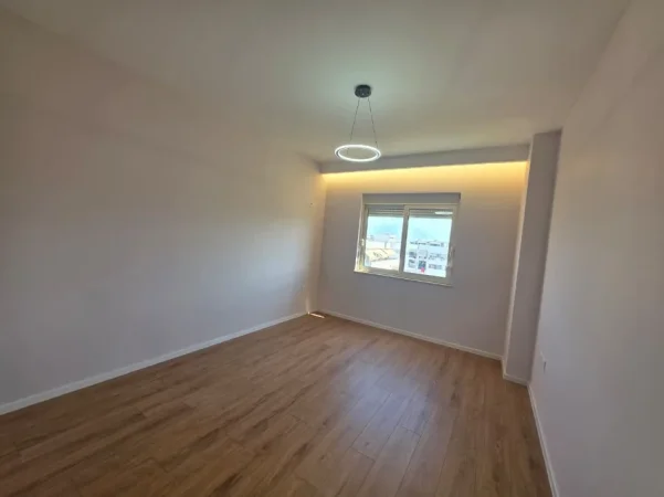 Tirane, shitet apartament 2+1+Ballkon Kati 7, 108 m² 163.000 € (Rruga Sokrat Miho)