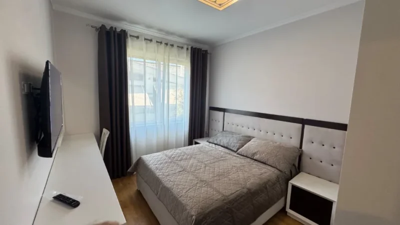 Tirane, shitet apartament 3+1+Ballkon Kati 1, 117 m² 340.000 € (Rruga Eduard Mano)