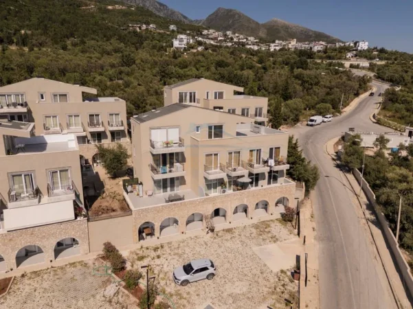Dhermi - Palase, shitet apartament 2+1 260,000 €, Kati 0, 57 m² (Kompleksi Sofo Duni , Dhermi)