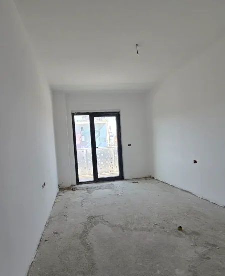 Tirane, shitet apartament 3+1 , 151 m² 340.000 € 