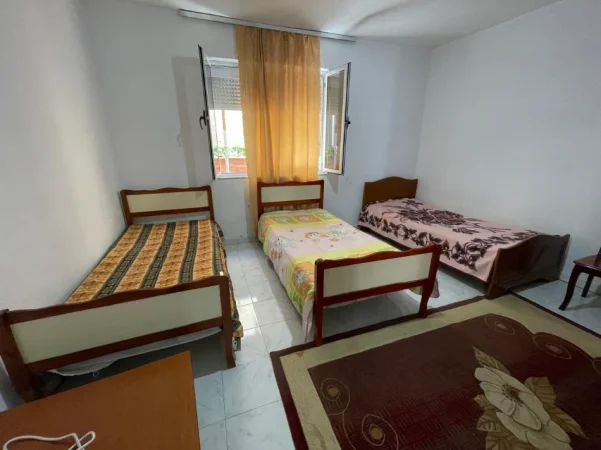 Tirane, jepet me qera apartament 1+1 Kati 0, 45 m² 299 € (Jordan Misja)