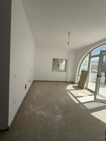 Vlore, shitet apartament 2+1+Ballkon Kati 1, 92 m² 368.200 € (Dhermi Vlore Santorini)