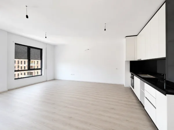 Tirane, jepet me qera apartament 2+1+Ballkon , 90 m² 550 € (5 Maji)