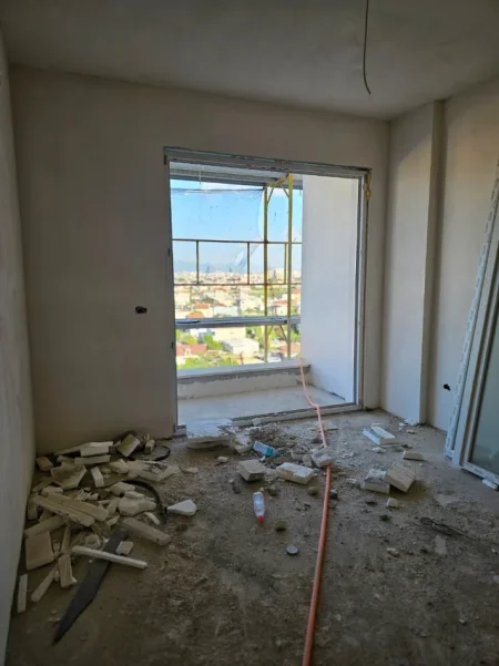 Tirane, shitet apartament 2+1+Ballkon Kati 7, 97 m² 116.280 € (Univers City)