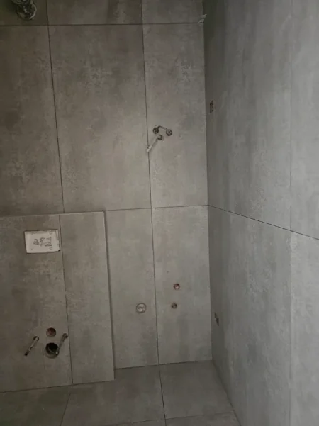 Tirane, shitet apartament 2+1+Ballkon Kati 7, 97 m² 116.280 € (Univers City)
