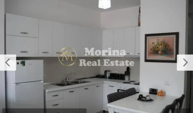 Tirane, jepet me qera apartament 1+1 Kati 2, 750 euro ( Qender)