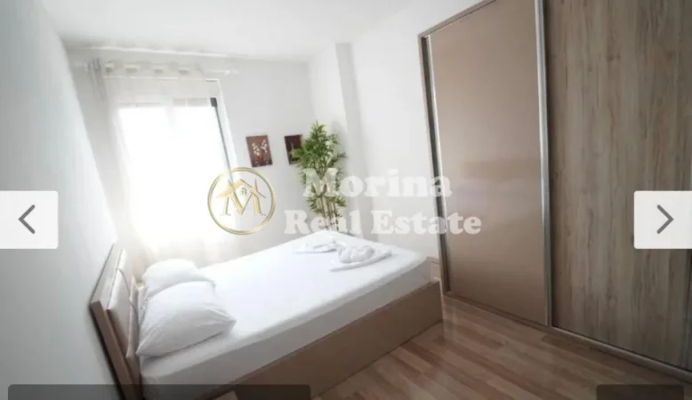 Tirane, jepet me qera apartament 1+1 Kati 2, 750 euro ( Qender)