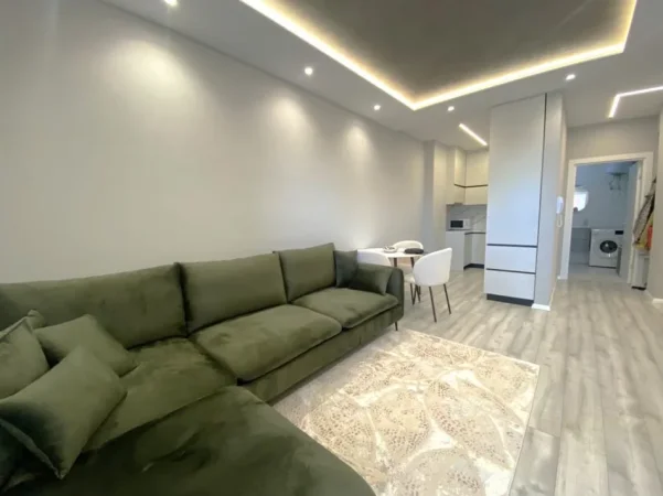 Tirane, jepet me qera apartament 1+1 Kati 4, 73 m² 650 € (Don Bosko)