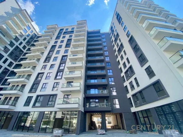 Tirane, shes apartament 1+1 Kati 8, 71 m² 121.114 € (Ish Fusha e Aviacionit)
