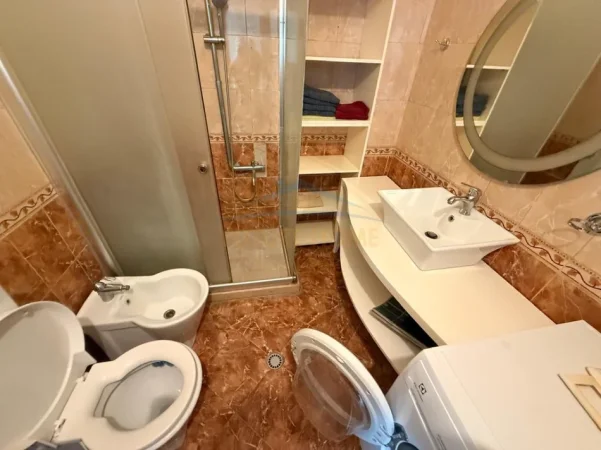 Tirane, jepet me qera 2+1 Kati 4, 98 m² (Myslym Shyri)
