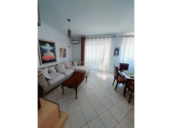 Tirane, shes apartament 2+1 Kati 10, 102 m² 140.000 € (Astir)