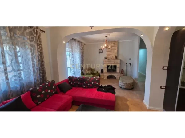 Tirane, shes apartament 2+1 Kati 3, 80 m² 165.000 € (Ish Restorant Durrsi)