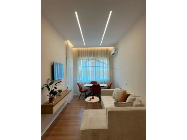 Tirane, shitet apartament 1+1 Kati 6, 54 m² 138.000 € (HENKE RESIDENCE)