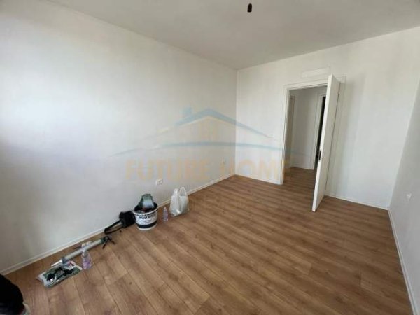 Tirane, shitet apartament 2+1 Kati 10, 117 m² 193.529 Euro (RRUGA E DIBRES)