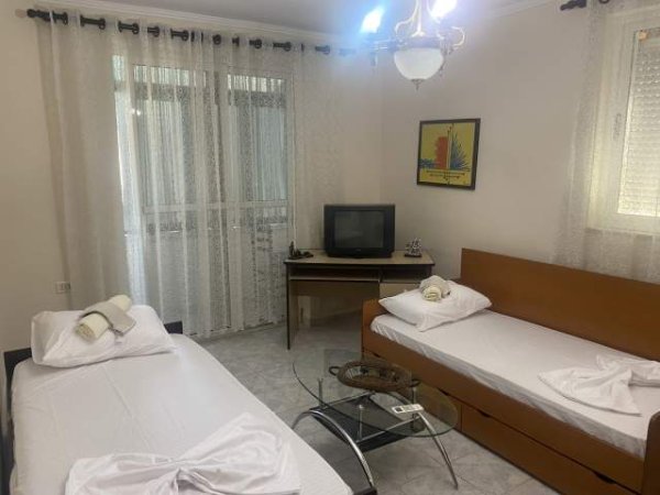 Tirane, jepet me qera apartament 2+1+A+BLK Kati 5, 85 m² 600 euro ne muaj (Mine peza)