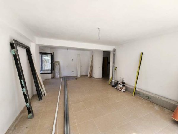 Tirane, shitet apartament 2+1+BLK Kati 1, 144 m² 232.890 Euro (Kopshti Botanik)