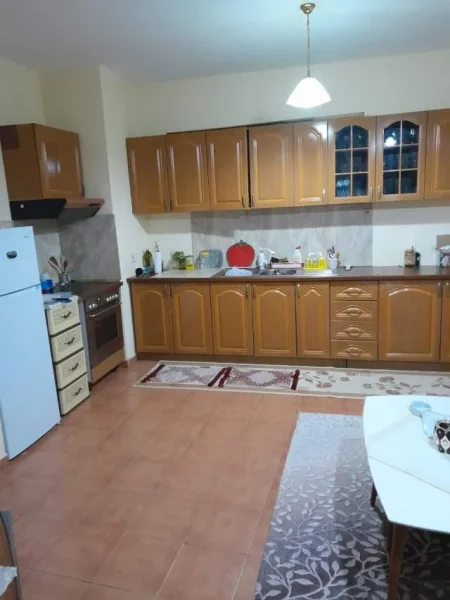 Tirane, Apartament me qera 1+1 - Astir (Bar Oslo) Kati 5, 60 m² 450 Euro (Astir)