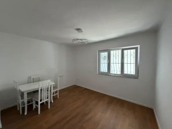 Tirane, shitet apartament 1+1 Kati 0, 57 m² 123.000 € (Rruga Ferit Xhajko)