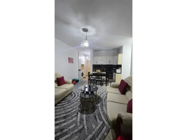 Durres, shitet 1+1 , 60 m² 95.000 € (Mali i Robit)
