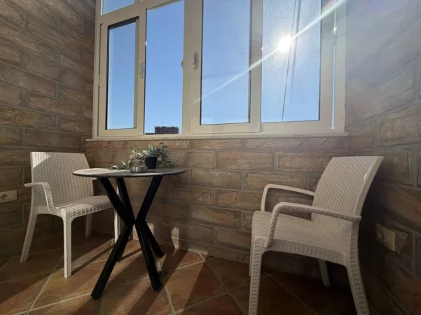 Tirane, jepet me qera apartament 1+1 Kati 6, 71 m² 600 € (Blloku i Ambasadave)