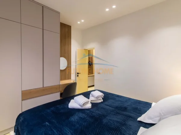 Tirane, jepet me qera apartament 1+1+Ballkon Kati 4, 45 m² 600 € (RRUGA E DURRESIT)