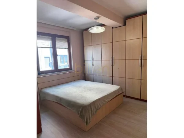 Tirane, shitet 1+1 , 87 m² (Bulevardi Zogu i Pare)