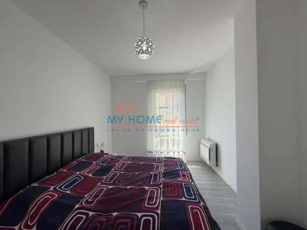 Tirane, jepet me qera apartament 1+1+Ballkon Kati 2, 65 m² 750 € (Rruga e Barrikadave)
