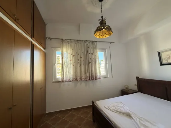 Tirane, jepet me qera apartament 1+1+Ballkon Kati 6, 60 m² 600 € (Rruga Skënderbeg)