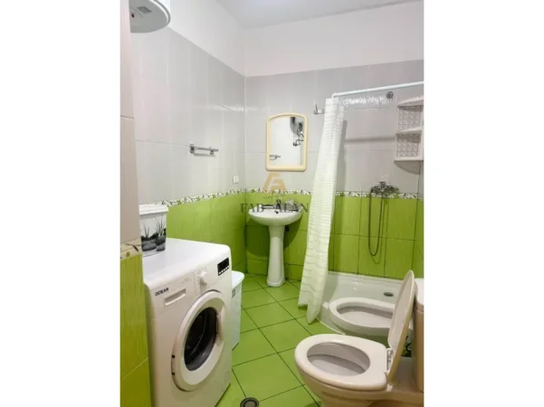 Tirane, shitet apartament 2+1 , 113 m² 185.000 € (Selite)