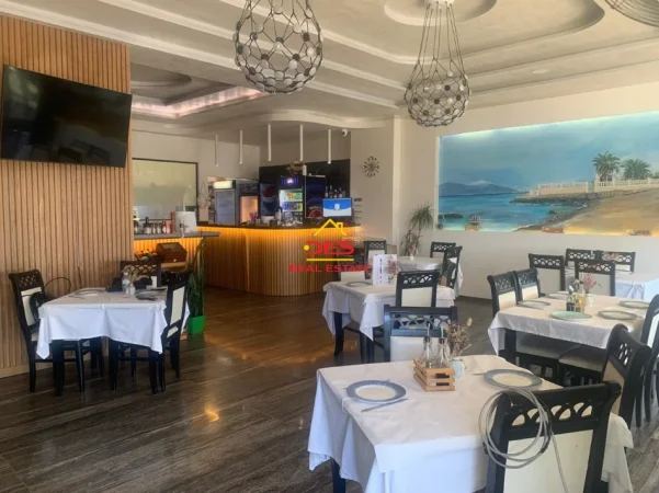 Vlore, jepet me qera ambjent biznesi Kati 1, 122 m² 1.300 € (Lungomare)