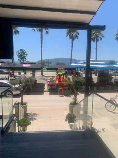 Vlore, jepet me qera ambjent biznesi Kati 1, 122 m² 1.300 € (Lungomare)