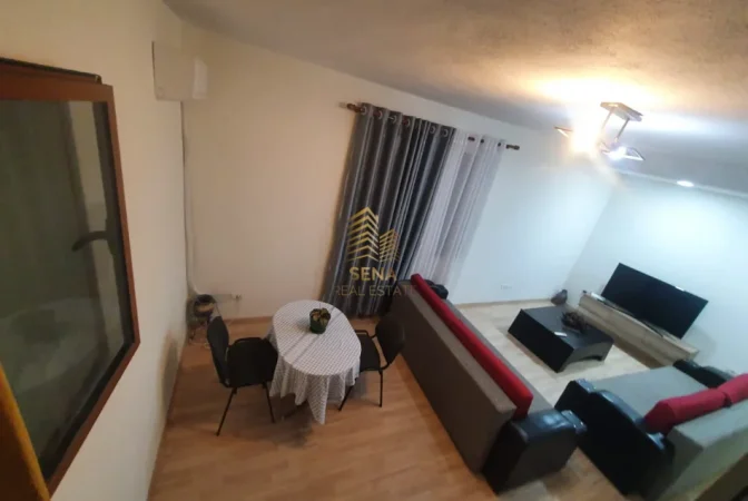 Tirane, jepet me qera apartament 1+1 Kati 1, 62 m² 450 € (Selite)