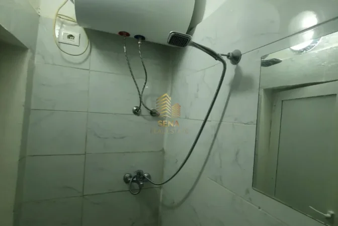 Tirane, jepet me qera apartament 1+1 Kati 1, 62 m² 450 € (Selite)